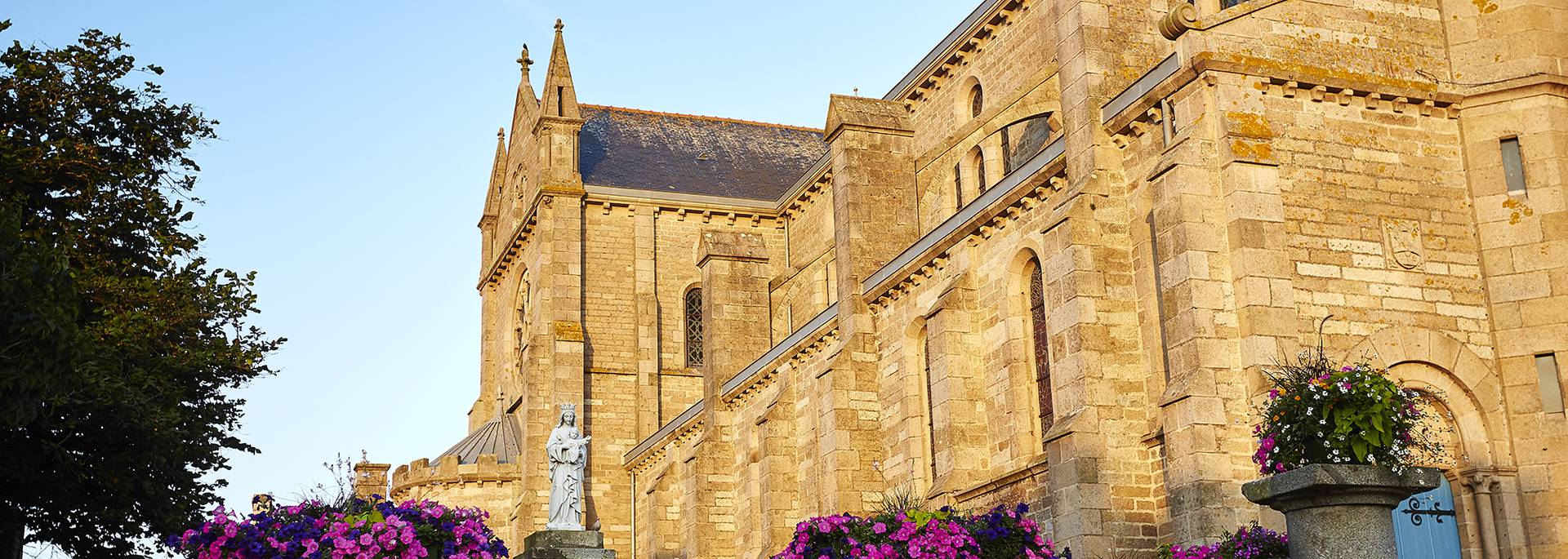 L'église de Pléneuf